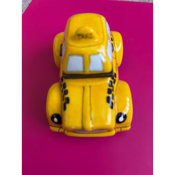New York Yellow Taxi Cab Ceramic Trinket Box Hand Painted 4" W - Picture 2 of 5